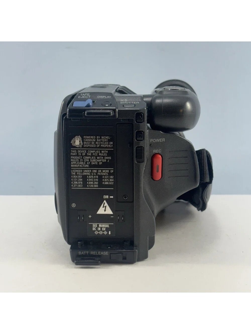 Panasonic Palmcorder IQ PV-IQ225D Camcorder DISPLAY CUTS OUT/ TAPE WONT OPEN